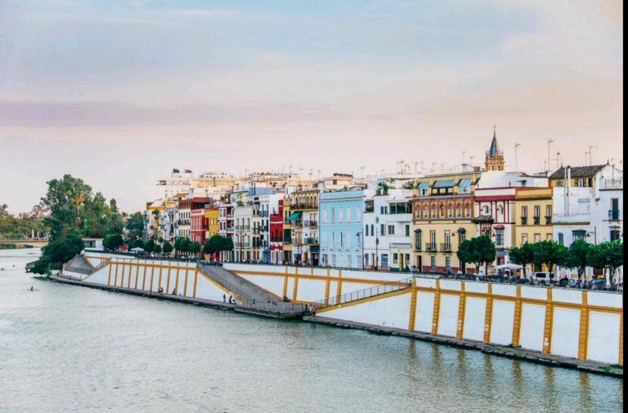 Sevilla Triana Exterior foto